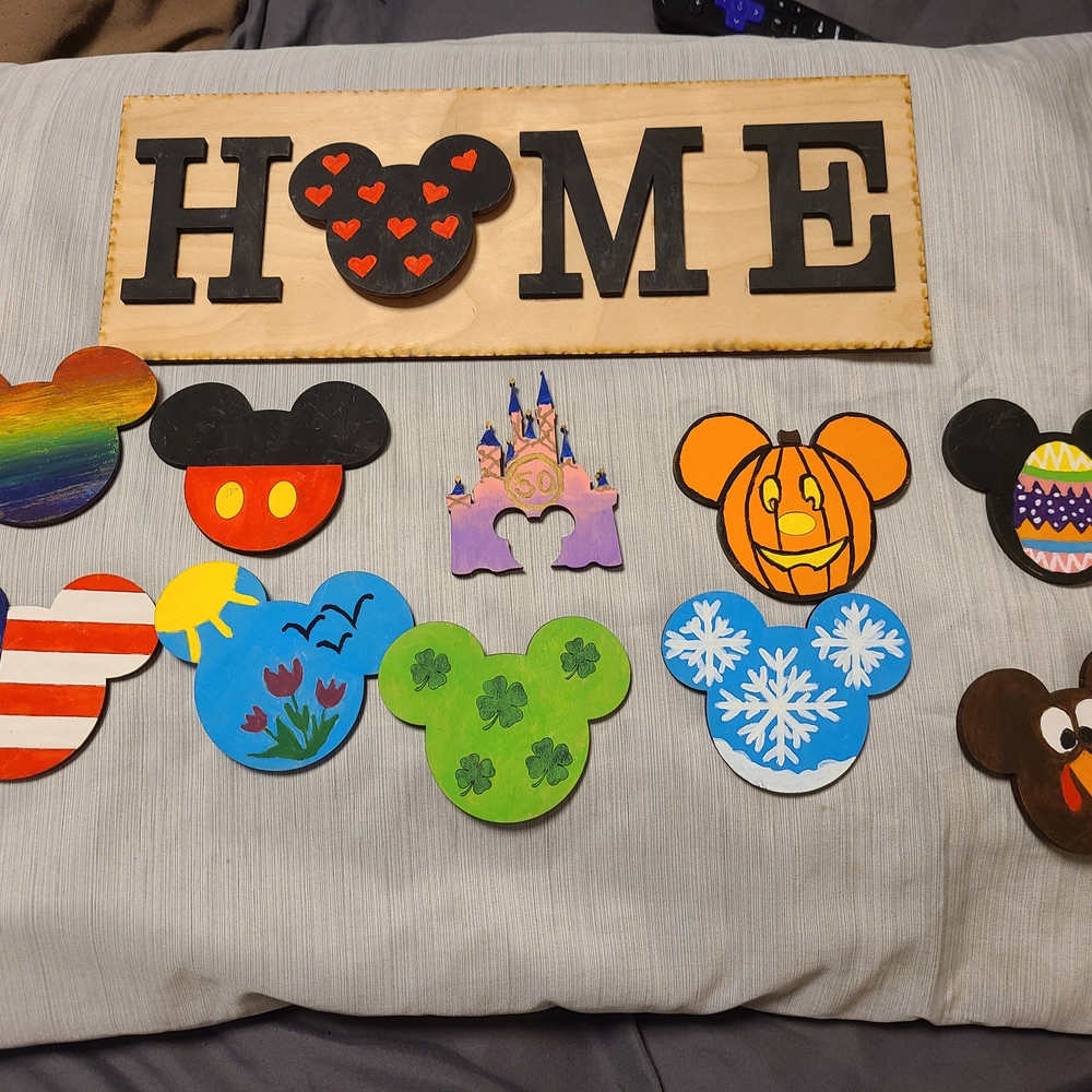 Disney Home Accents Decor with Mickey Mouse Theme - Picture 3 of 11